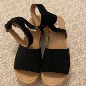 Soda black espadrilles